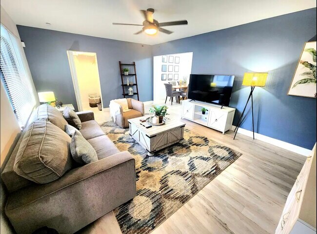 Foto del edificio - 2127 SW 19th Ter