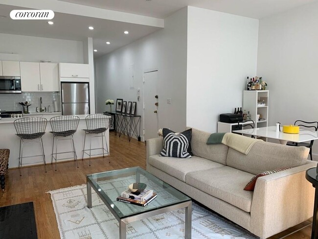 Foto del edificio - 161 E 61st St