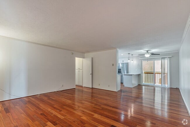 Building Photo - 382 Coronado Ave