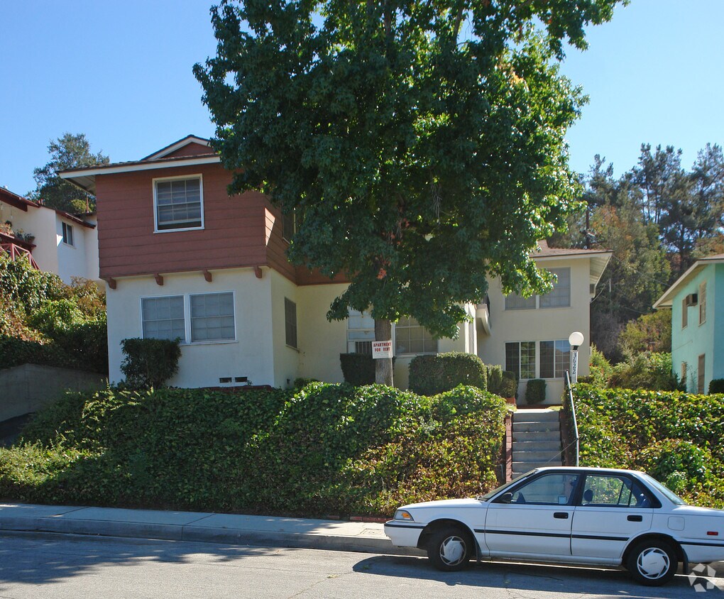 Foto del edificio - 3622 Stancrest Dr