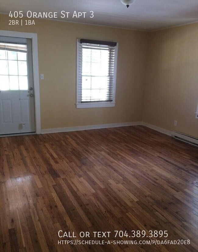 Building Photo - Apartment for rent. Close to Randolph and ...