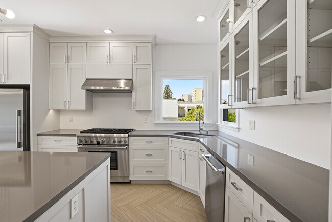 Foto del edificio - 2930 Washington St