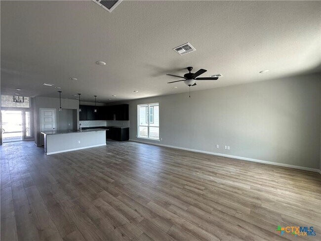 Foto del edificio - 1814 Horatio St