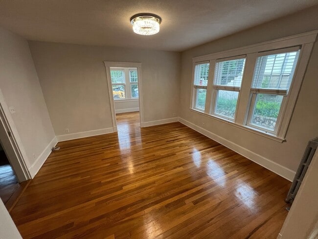 Foto del edificio - 78 Elson Rd