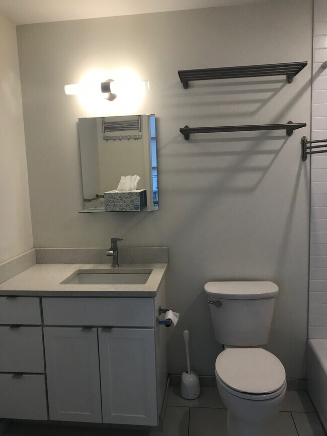 Baño - 60 Parris St