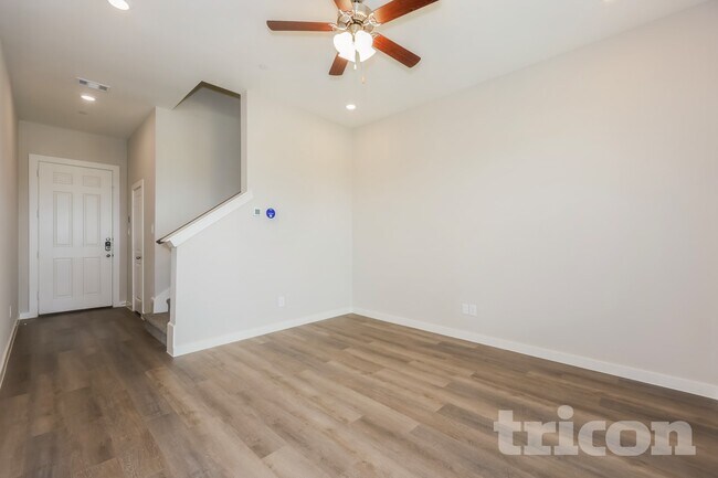 Foto del edificio - 210 Hockliffe Ct