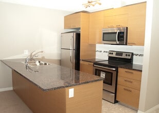 Building Photo - 9351 Simpson Dr NW