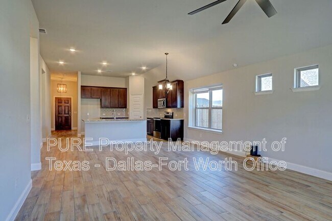 Foto del edificio - 807 Mary Lee Ln