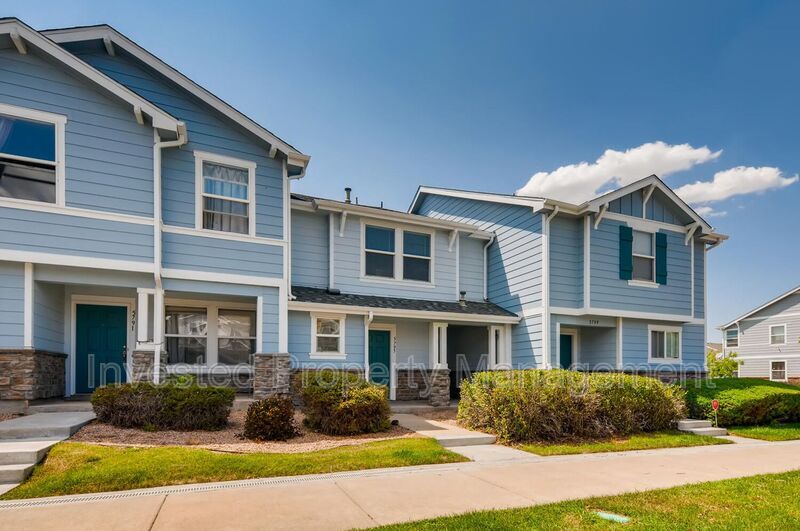 Foto principal - 5793 Ceylon St