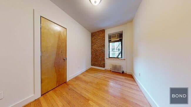 Foto del edificio - 129 E 97th St