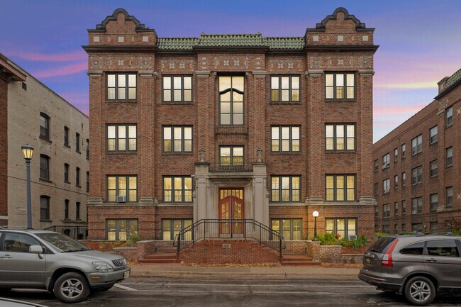 Foto del edificio - 1820 1st Ave S