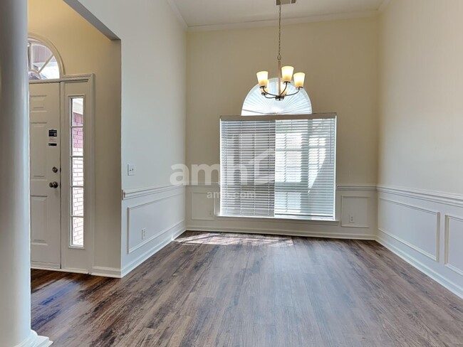 Building Photo - 170 Belle Grove Cir
