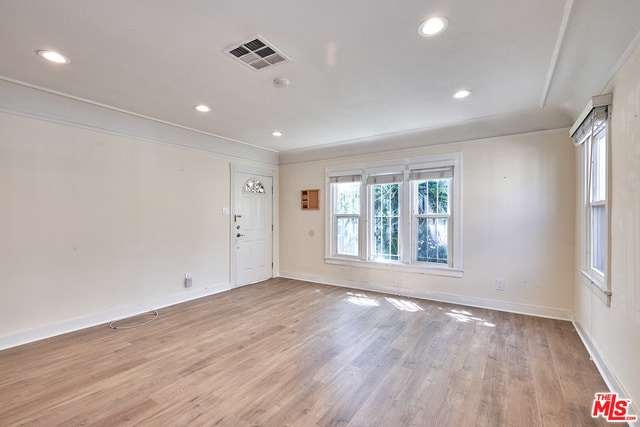 Building Photo - 942 S Lucerne Blvd