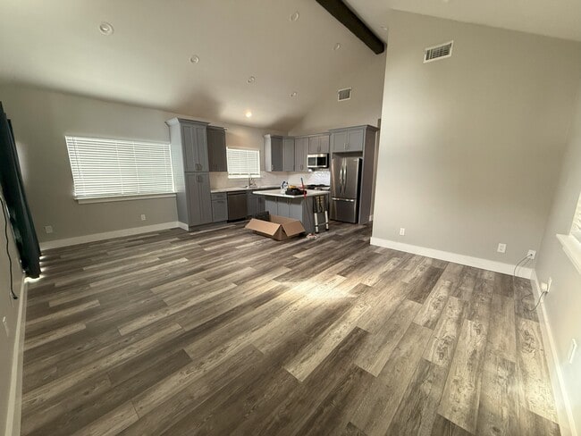 Building Photo - 5202 Tucson Cir