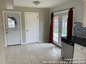 Foto del edificio - 5103 Edgemoor St