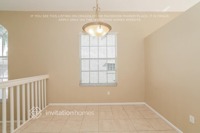 Building Photo - 9105 Dupont Pl