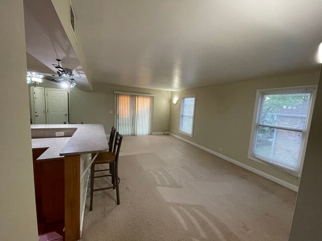 Living room - 1760 Bristol Walk