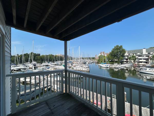 Building Photo - 123 Harbor Dr
