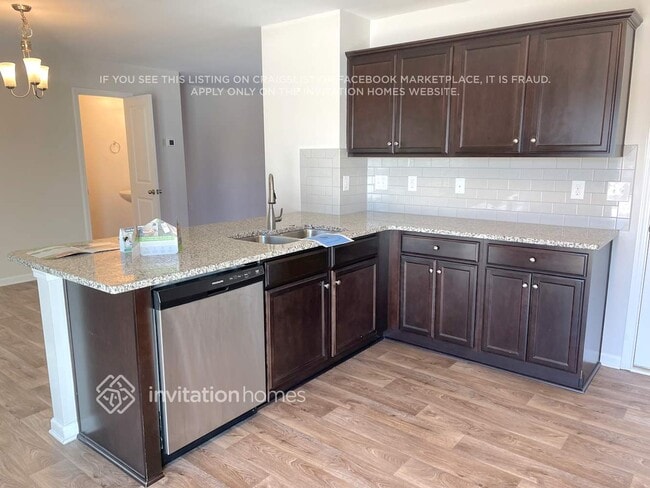 Building Photo - 3982 BETHESDA Pl