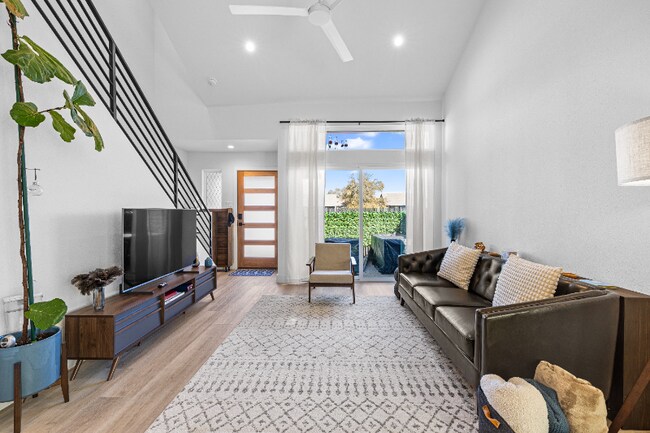 Foto del edificio - 1903 Albury Cove