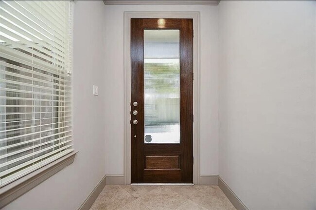 Foto del edificio - 2908 Leeland St