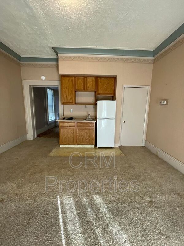 Foto del edificio - 314 E Walnut St