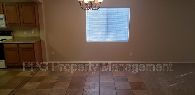 Building Photo - 2434 S 83rd Dr