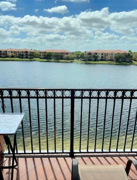 Foto del edificio - 4404 SW 160th Ave