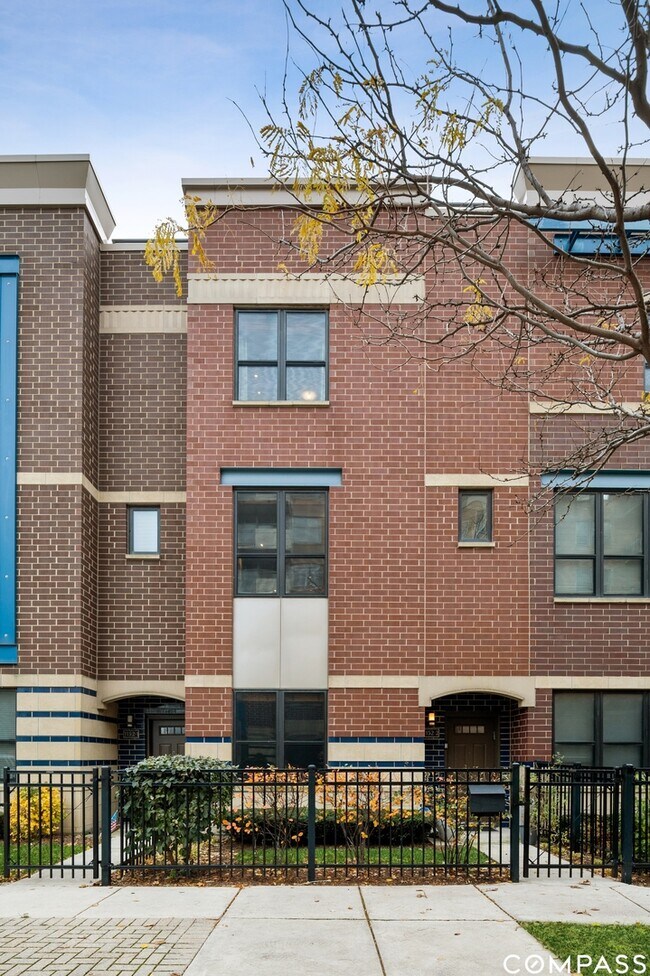 Foto del edificio - 1152 N Cleveland Ave