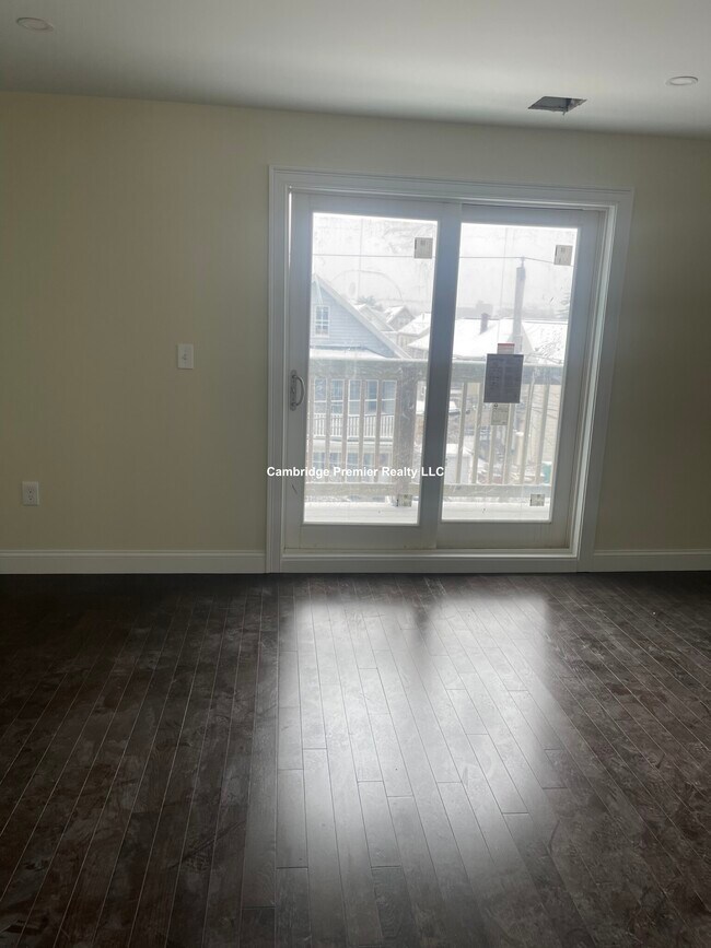 232 Fulton St Unit 1, Medford, MA 02155 232 Fulton St Medford, MA