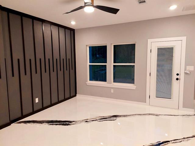 Foto del edificio - 1317 Hemphill St