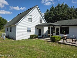 Building Photo - 2950 Florence Dr