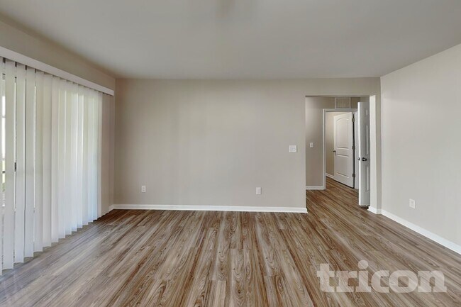 Foto del edificio - 1705 Sawtooth Ct