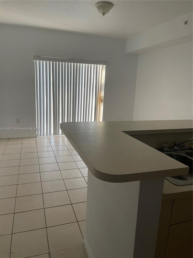 Foto del edificio - 11060 SW 196th St