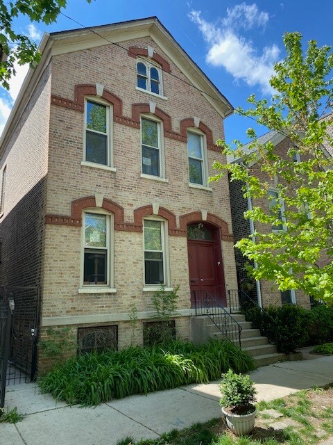 Foto del edificio - 848 N Hermitage Ave