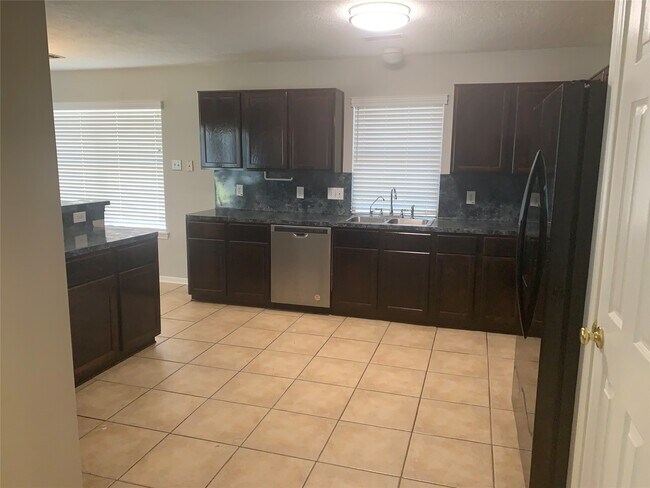 Building Photo - 4602 Serenity Trail
