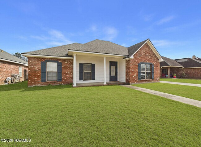 Building Photo - 104 Cadet Ln