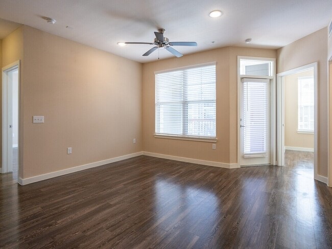 Photo - Save Big—Call Now! Get $500 Off Your Rent! Apartment