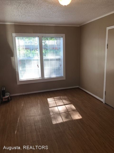 Foto del edificio - 649 E N 18th St