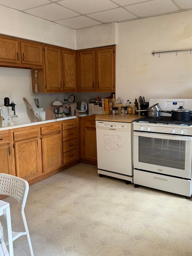 Foto del edificio - 5430 Baywood St