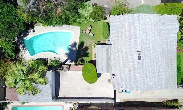 Foto del edificio - 5807 Beck Ave