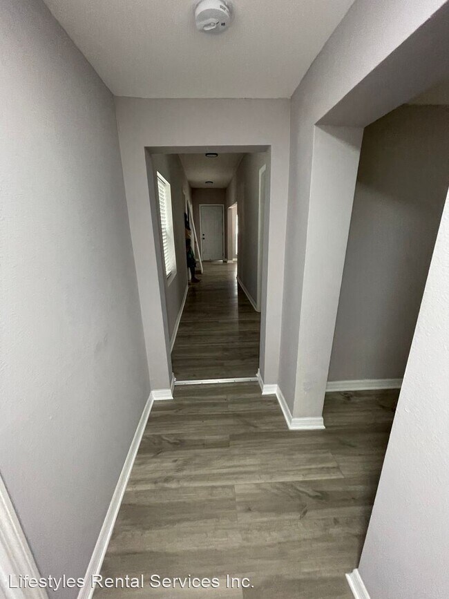 Foto del edificio - 3 br, 1 bath House - 1083 Spearing St