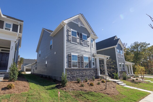 Building Photo - Rental Resort Living! Brand New Gorgeous 4...