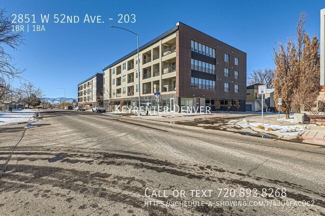 Building Photo - 1 Bed 1 Bath Condo with Breathtaking Mount...