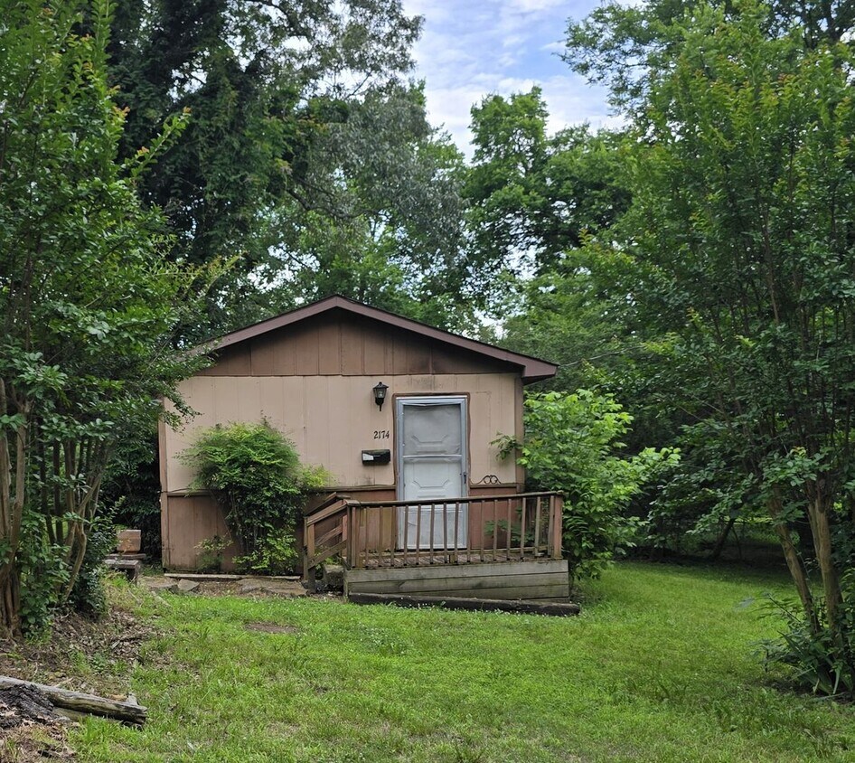 Foto principal - Easy Living in Batesville • Cozy 1 Bedroom...