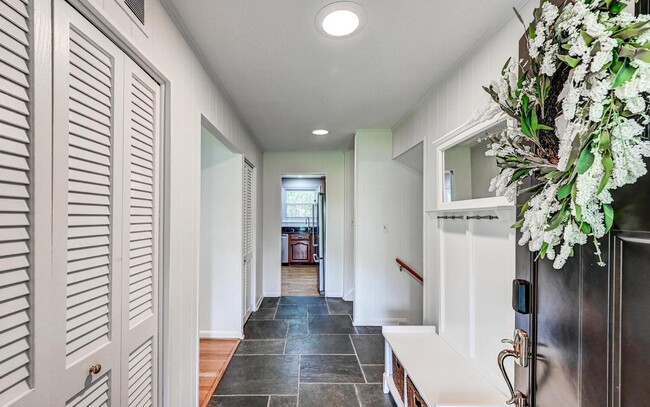 Foto del edificio - 206 Dunbeath Ct