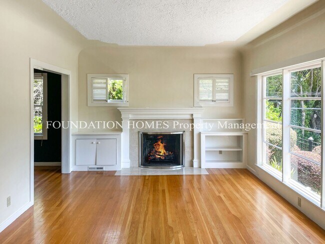 Building Photo - 3 br, 2 bath House - 260 Montford Ave