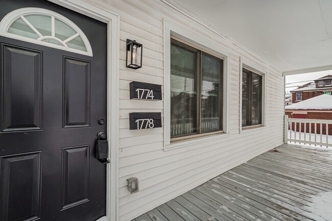 Foto del edificio - 1774 S 8th St