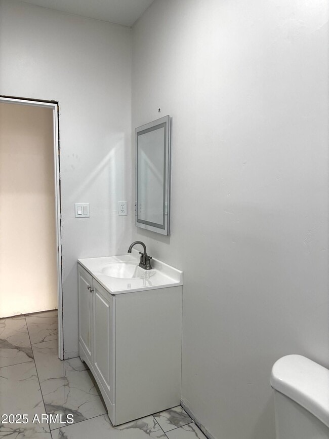 Foto del edificio - 4000 Santa Fe Ave