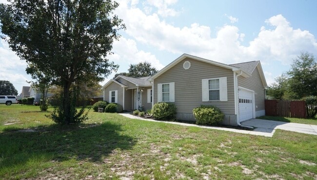 Building Photo - 301 Scranton Ct
